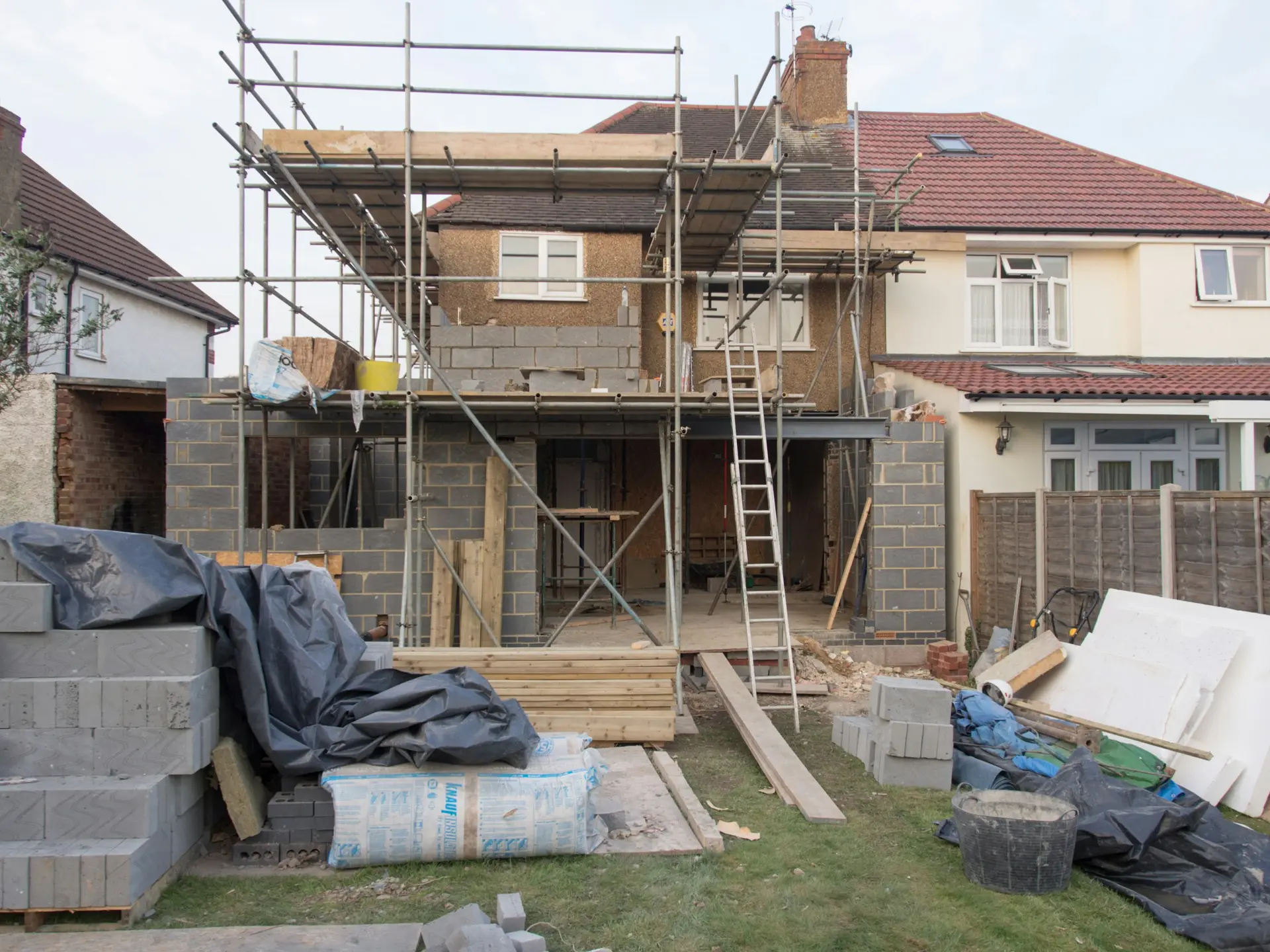 Domestic building site context used to illustrate access, timing and practical site notes.